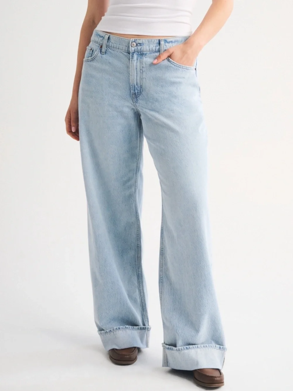 Abercrombie Curve Love Low Rise Ultra Loose Jean